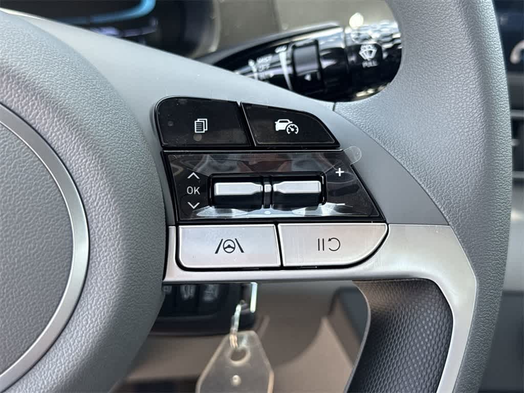 Thumbnail: 2025 Hyundai Elantra - 20