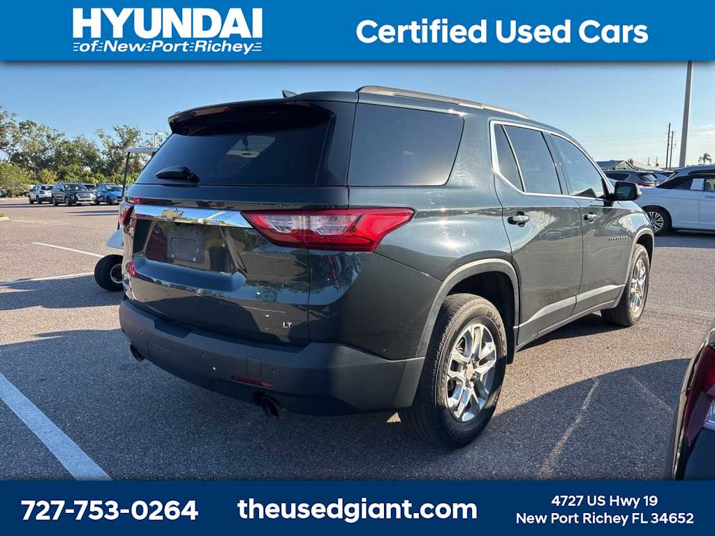 Thumbnail: 2020 Chevrolet Traverse - 3