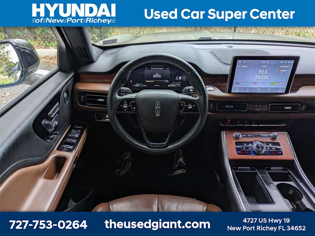 Thumbnail: 2021 Lincoln Aviator - 23