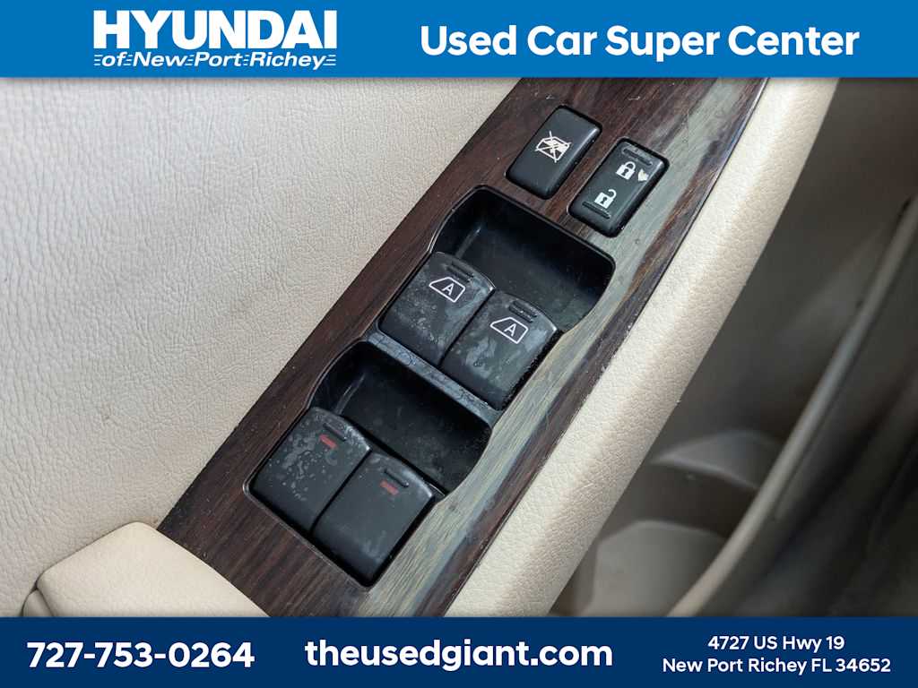 Thumbnail: 2010 Nissan Altima - 28