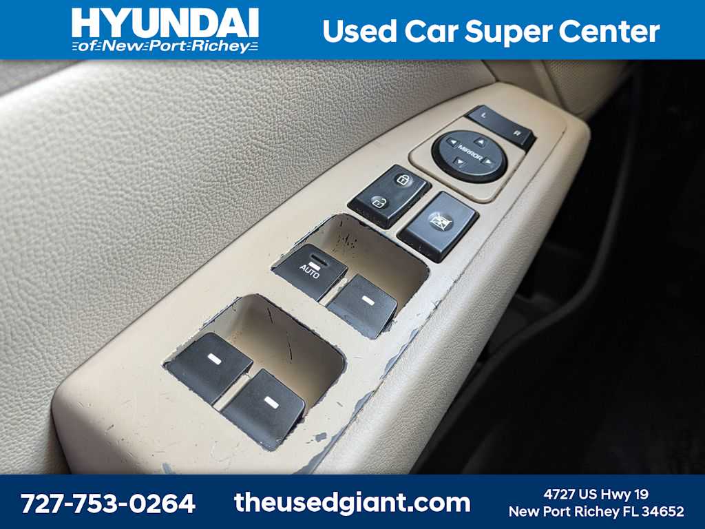 Thumbnail: 2020 Hyundai Elantra - 28