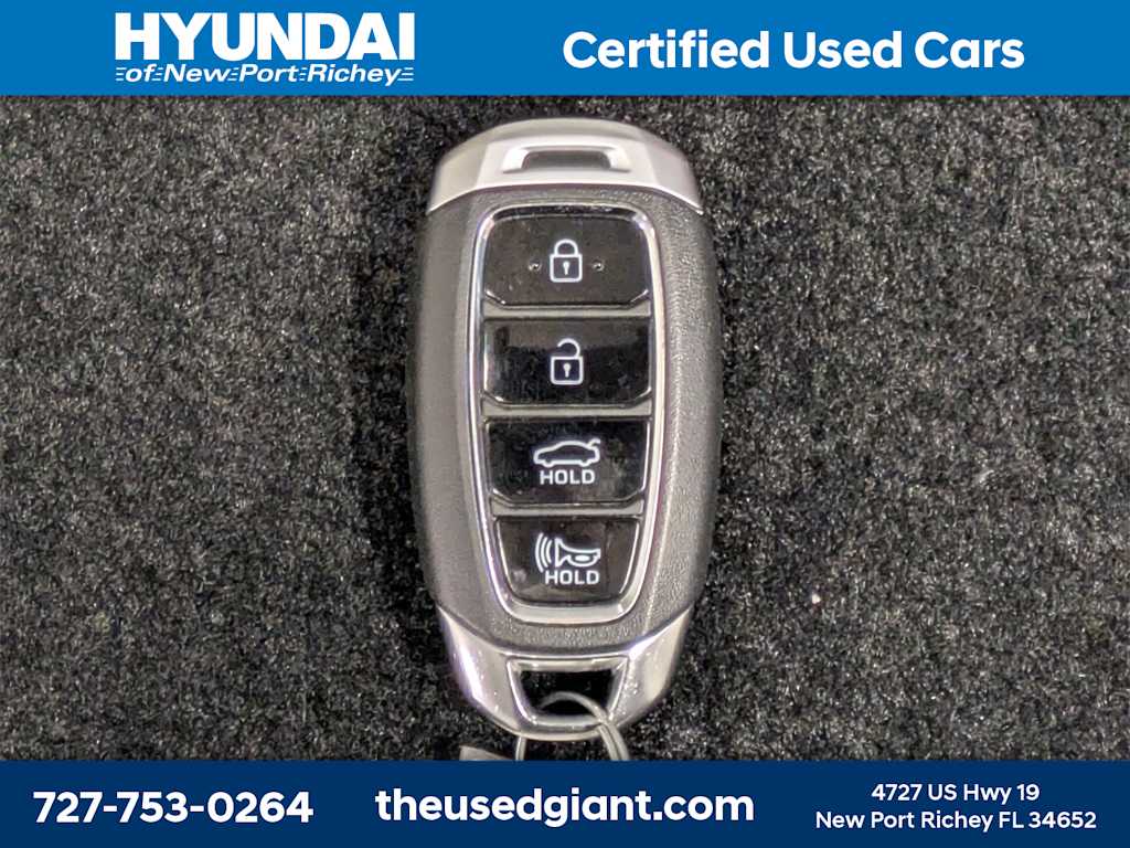 Thumbnail: 2022 Hyundai Elantra - 34