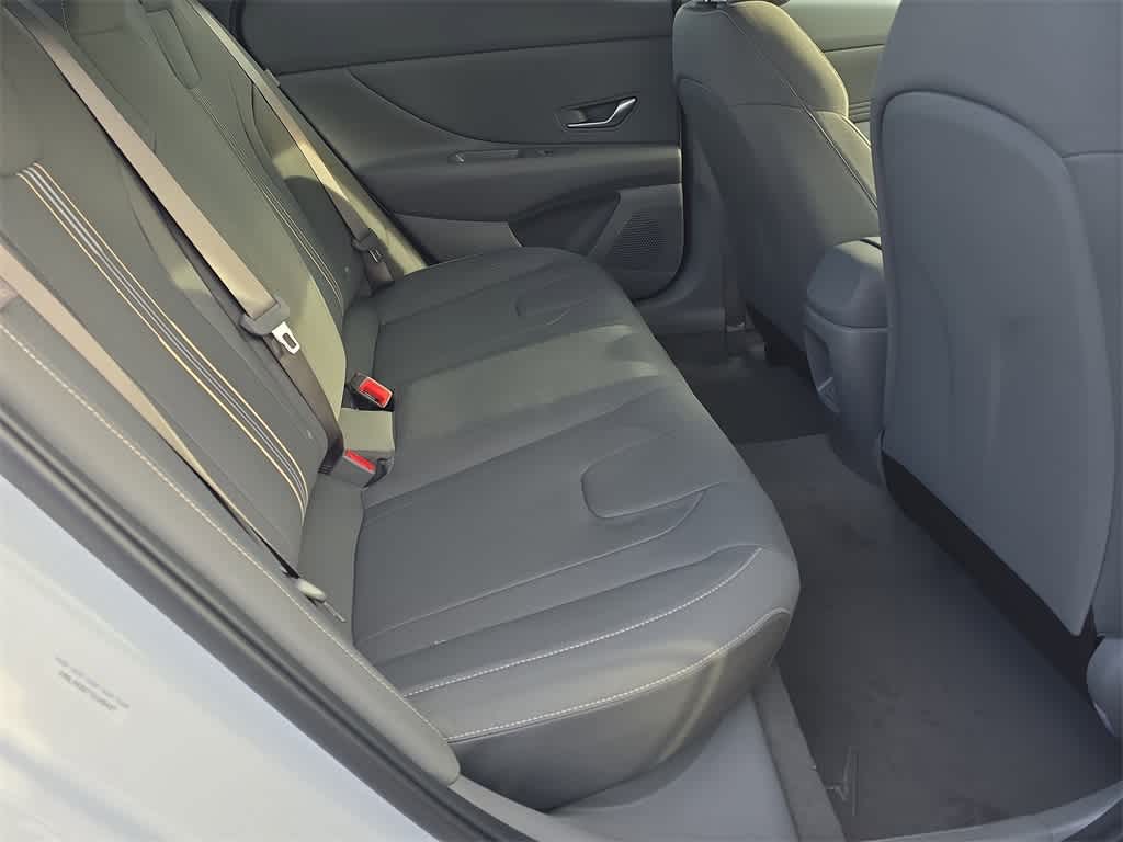 Thumbnail: 2026 Hyundai Elantra - 21