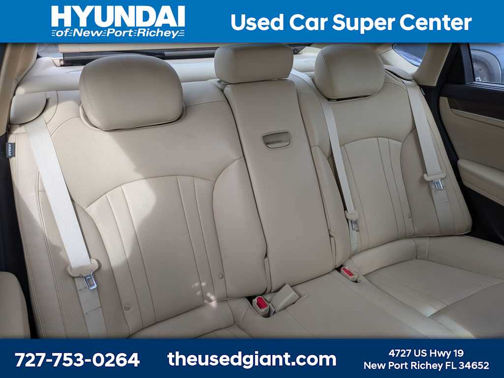 Thumbnail: 2016 Hyundai Genesis - 10