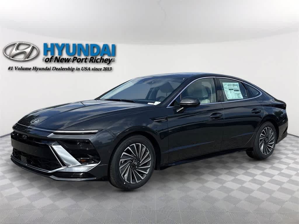 Thumbnail: 2025 Hyundai Sonata - 1