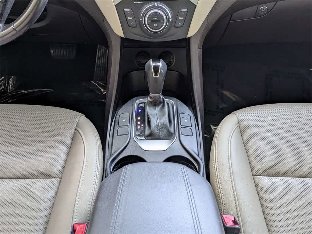 Thumbnail: 2017 Hyundai Santa Fe - 22