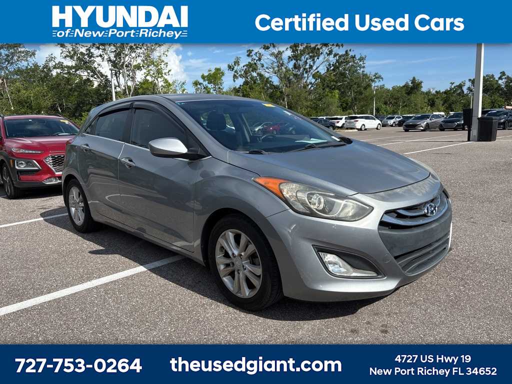 Thumbnail: 2014 Hyundai Elantra - 4