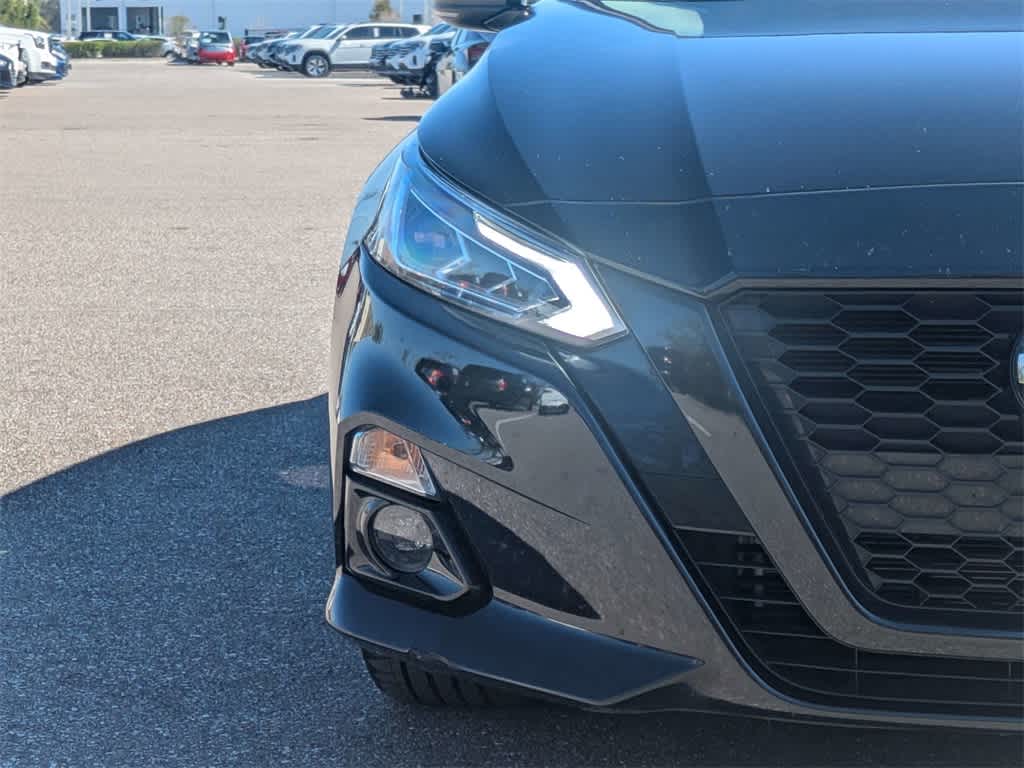 Thumbnail: 2022 Nissan Altima - 9