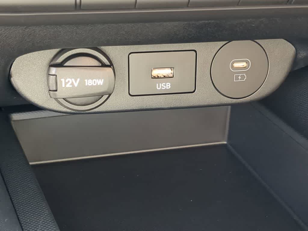 Thumbnail: 2026 Hyundai Elantra - 30