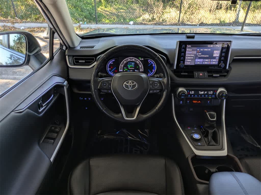 Thumbnail: 2019 Toyota RAV4 - 22