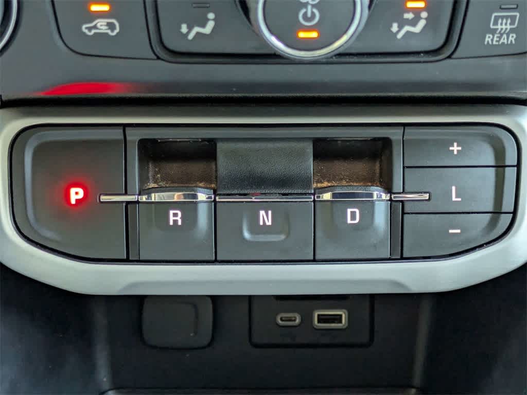 Thumbnail: 2022 GMC Acadia - 31