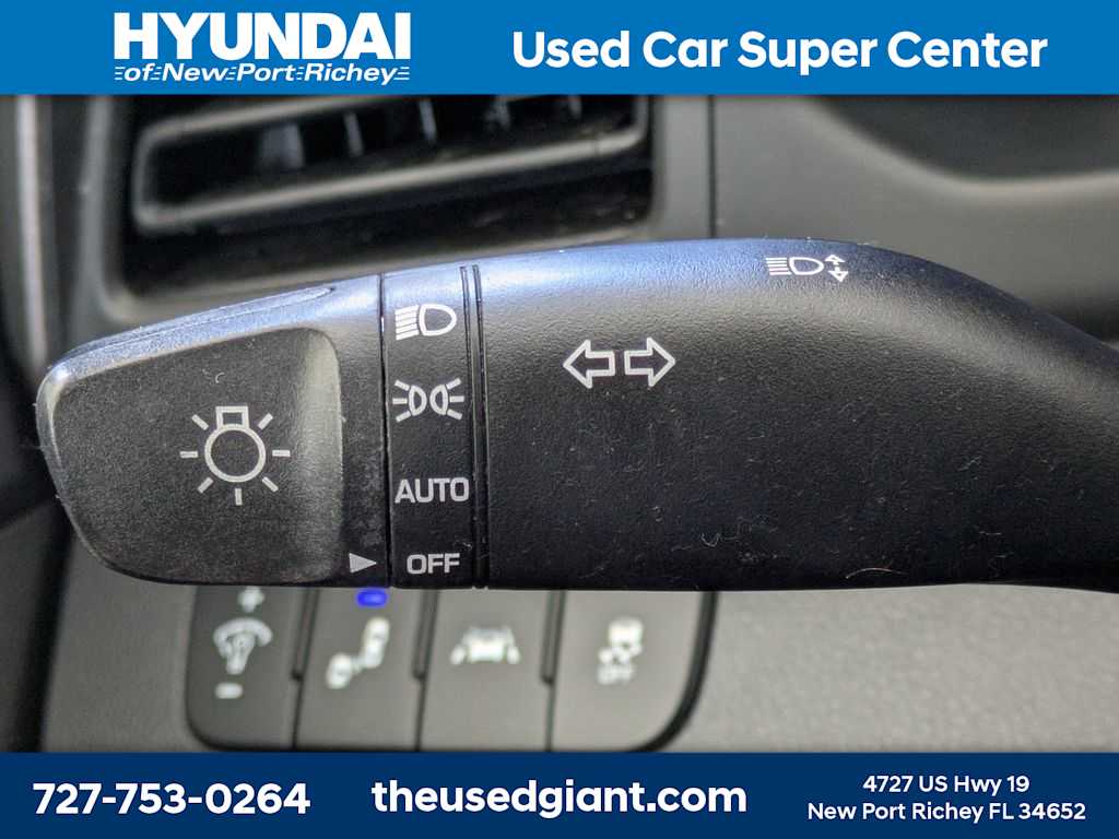 Thumbnail: 2020 Hyundai Elantra - 28