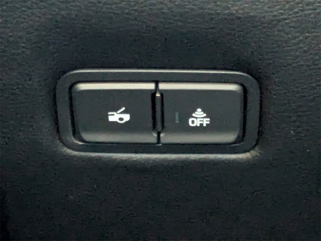 Thumbnail: 2014 Chevrolet Corvette - 29