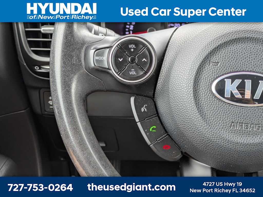 Thumbnail: 2017 Kia Soul - 24