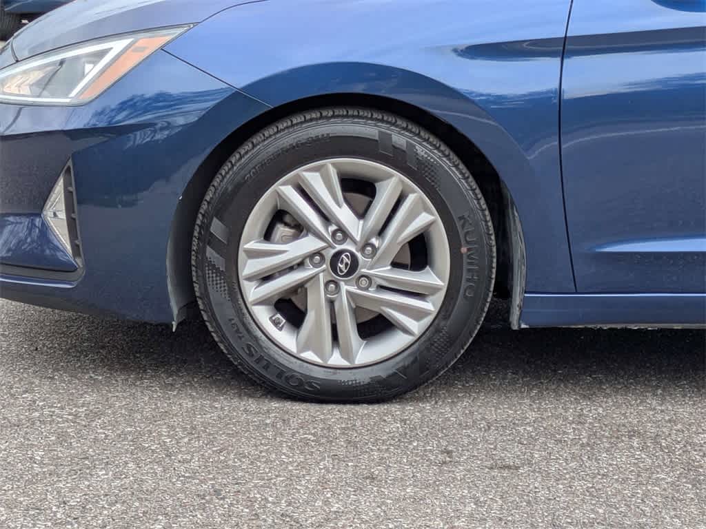 Thumbnail: 2020 Hyundai Elantra - 10