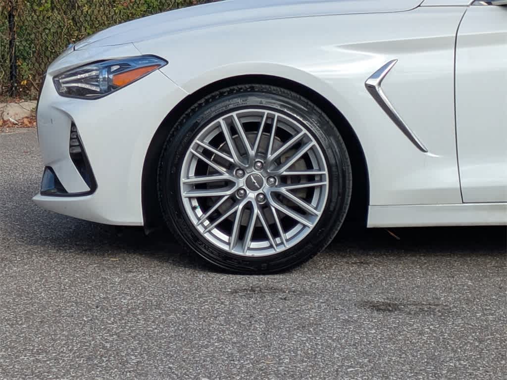 Thumbnail: 2020 Genesis G70 - 10