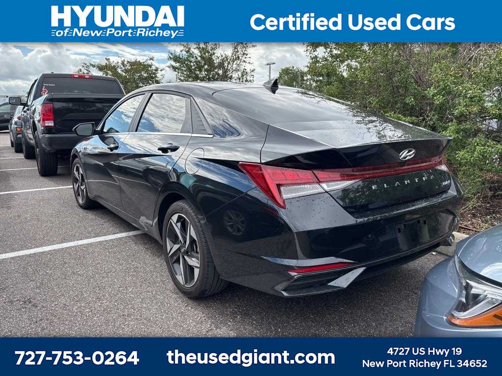 Thumbnail: 2023 Hyundai Elantra - 2
