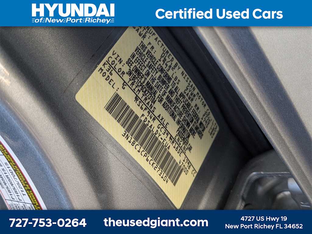 Thumbnail: 2012 Nissan Versa - 26