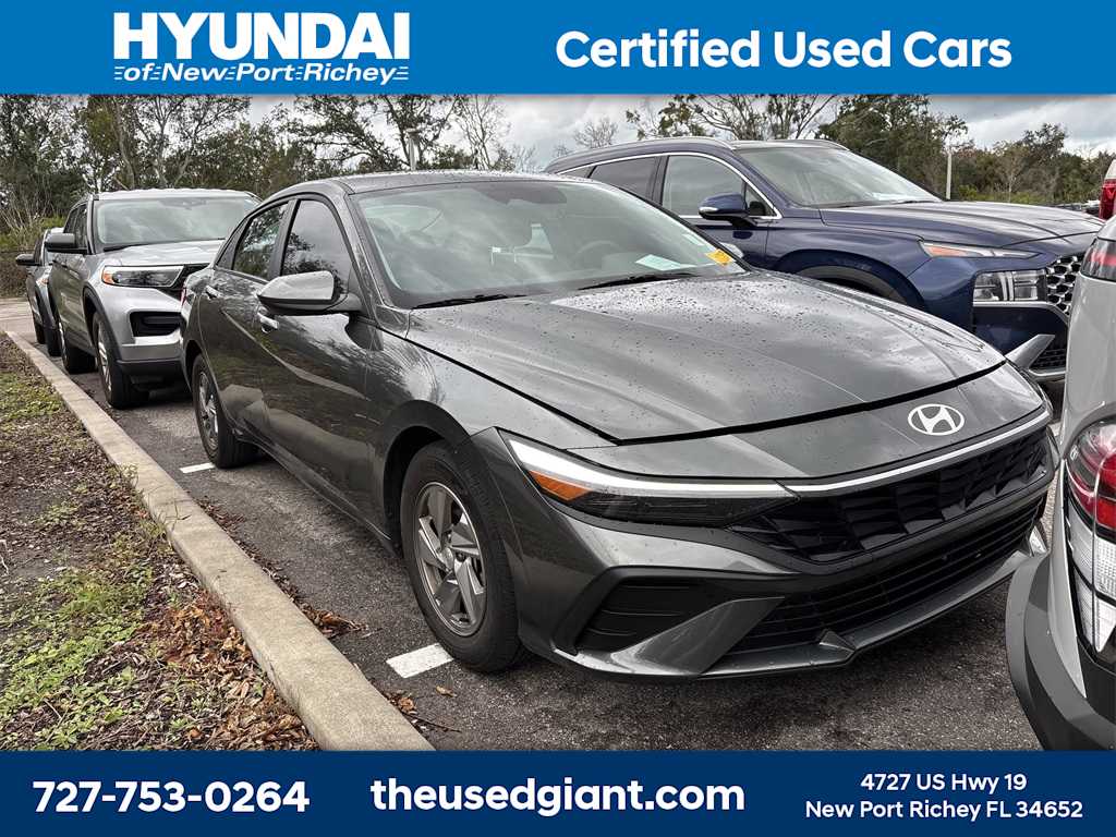 Thumbnail: 2025 Hyundai Elantra - 4