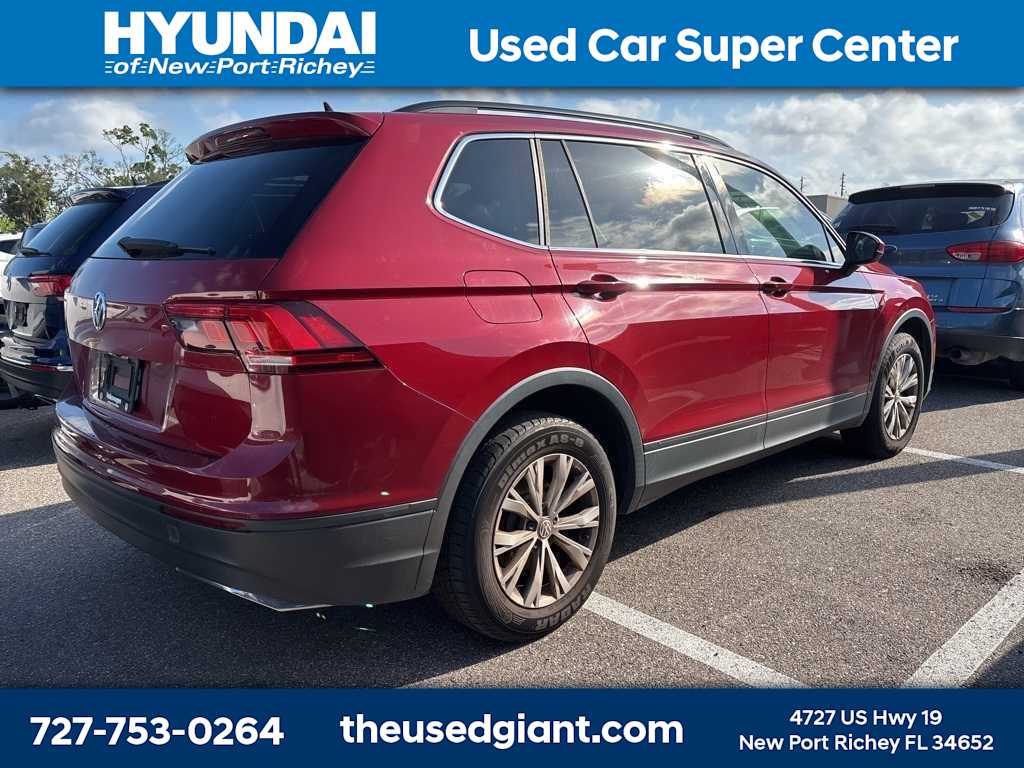 Thumbnail: 2019 Volkswagen Tiguan - 4