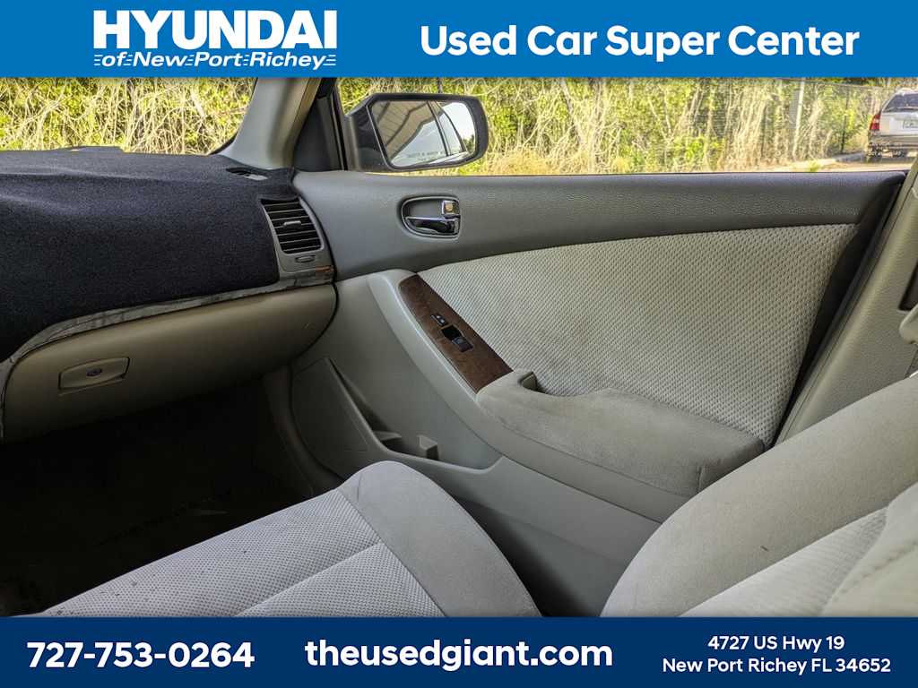 Thumbnail: 2007 Nissan Altima - 17