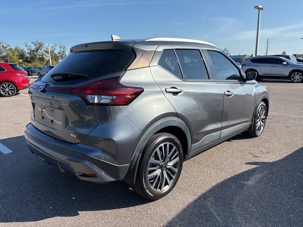 Thumbnail: 2021 Nissan Kicks - 3