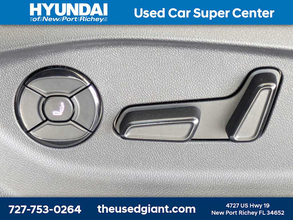 Thumbnail: 2025 Volkswagen Tiguan - 26