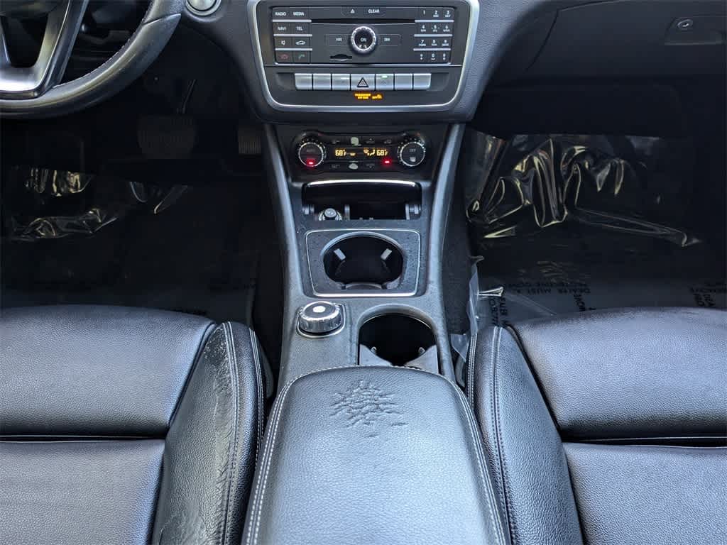 Thumbnail: 2018 Mercedes-Benz CLA - 19