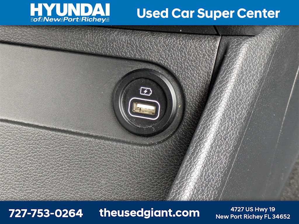 Thumbnail: 2022 Hyundai Santa Fe - 29