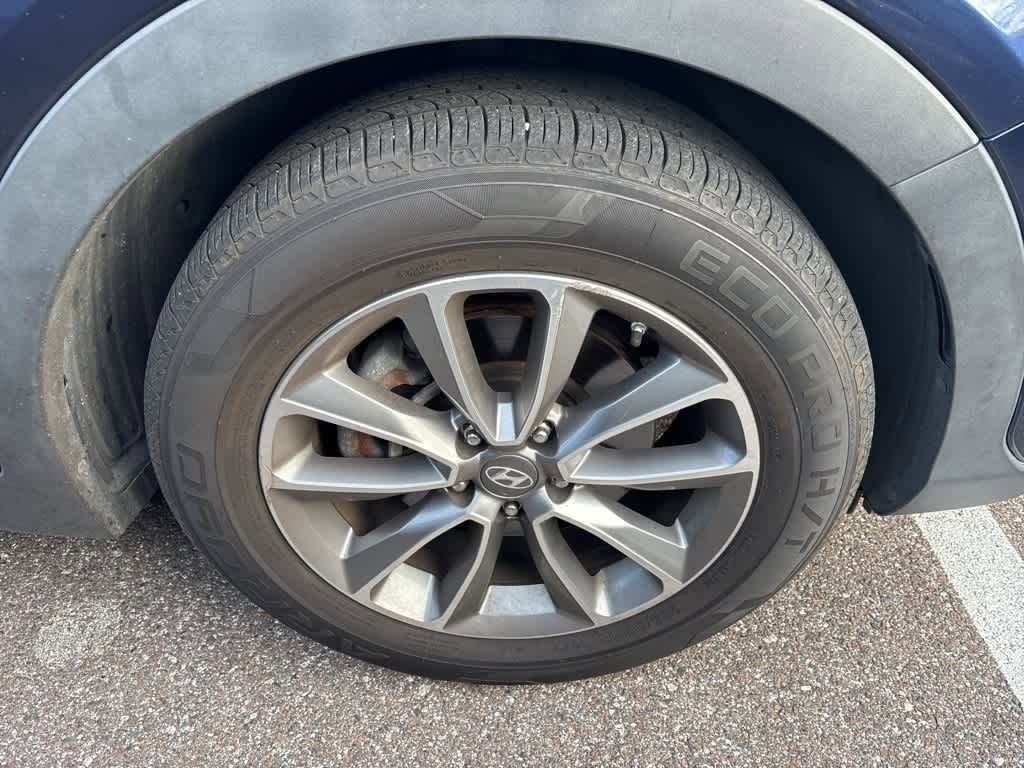 Thumbnail: 2017 Hyundai Santa Fe - 5