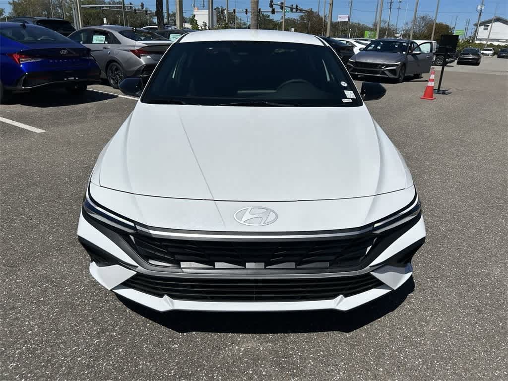 Thumbnail: 2025 Hyundai Elantra - 8