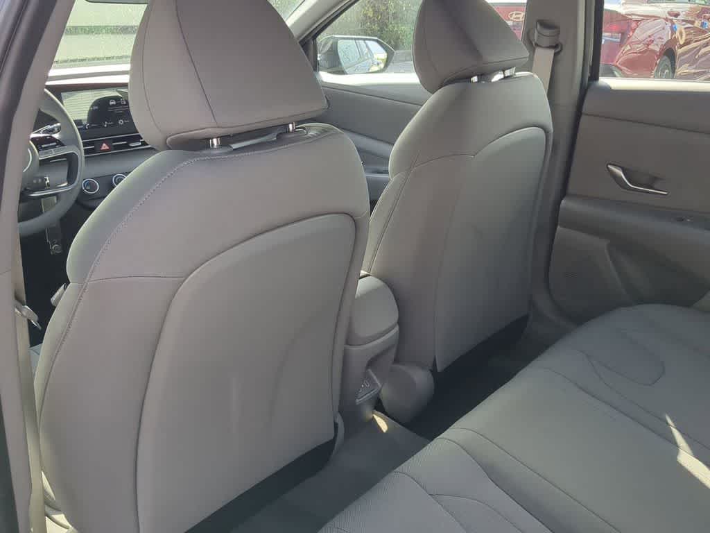 Thumbnail: 2026 Hyundai Elantra - 18