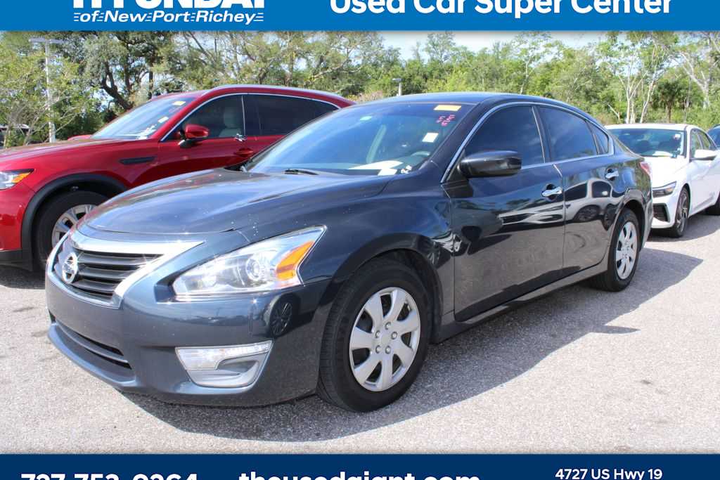 2013 Nissan Altima 2.5 -
                  New Port Richey, FL