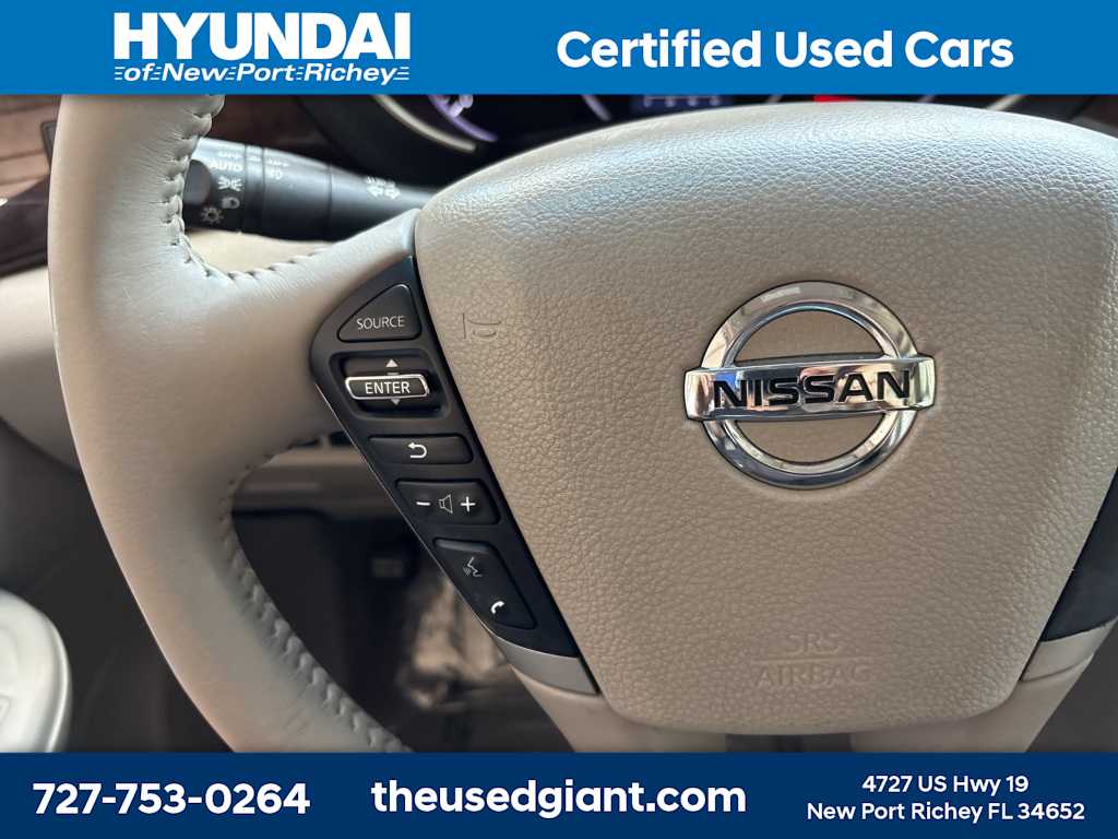 Thumbnail: 2012 Nissan Quest - 25