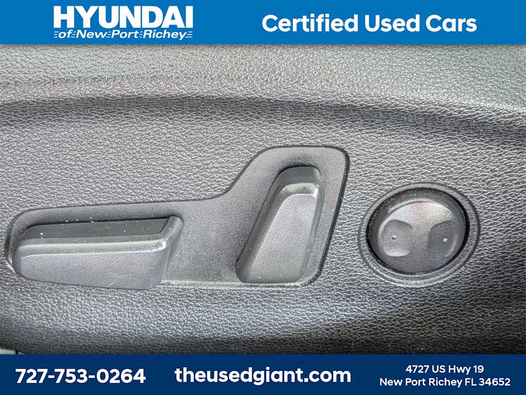 Thumbnail: 2015 Hyundai Sonata - 20