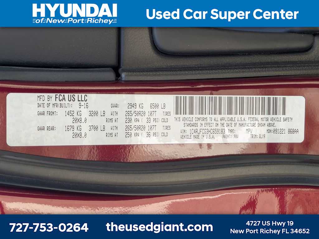 Thumbnail: 2017 Jeep Grand Cherokee - 40