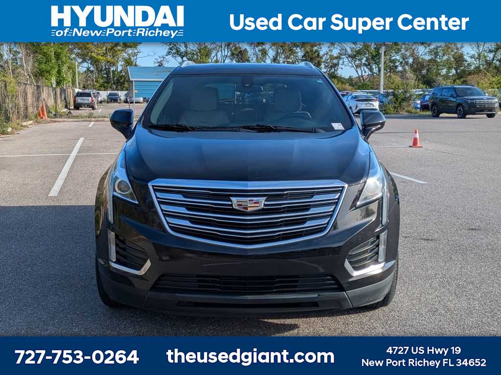 Thumbnail: 2017 Cadillac XT5 - 8