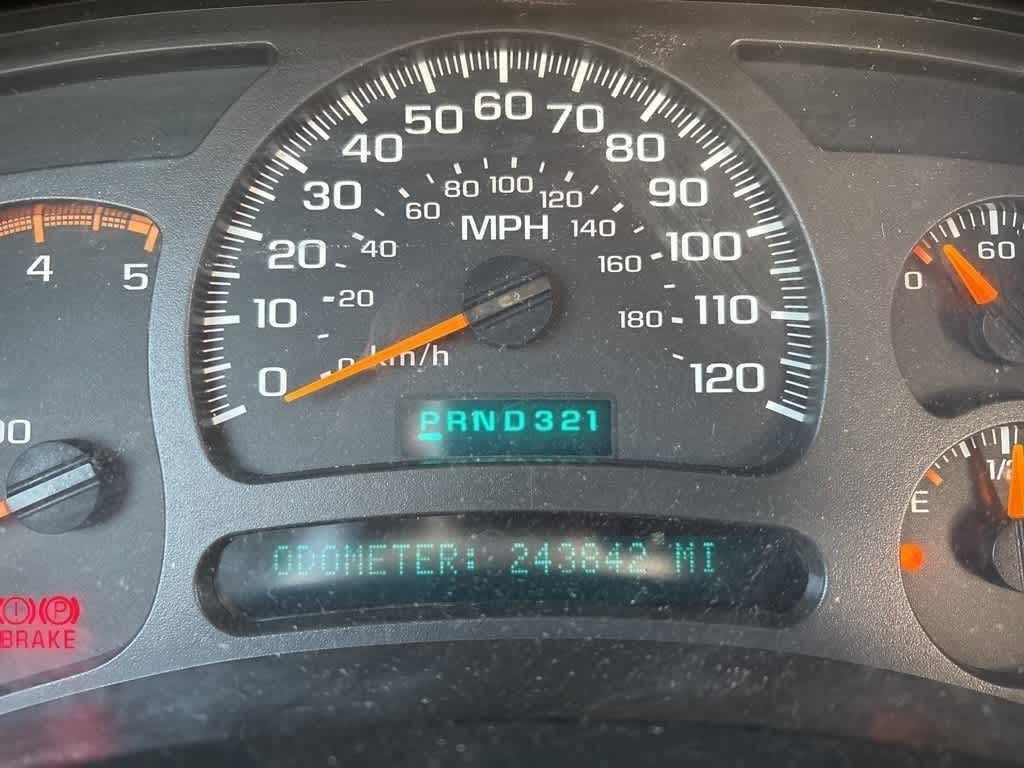 Thumbnail: 2003 Chevrolet Silverado 2500 - 12