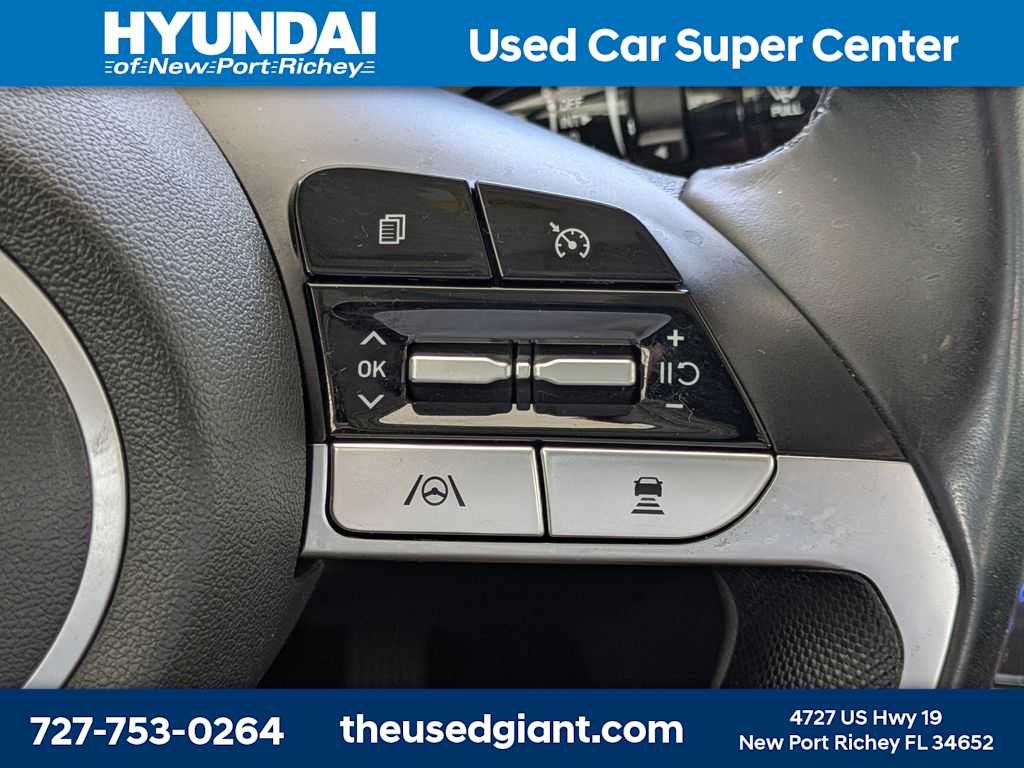 Thumbnail: 2022 Hyundai Elantra - 32
