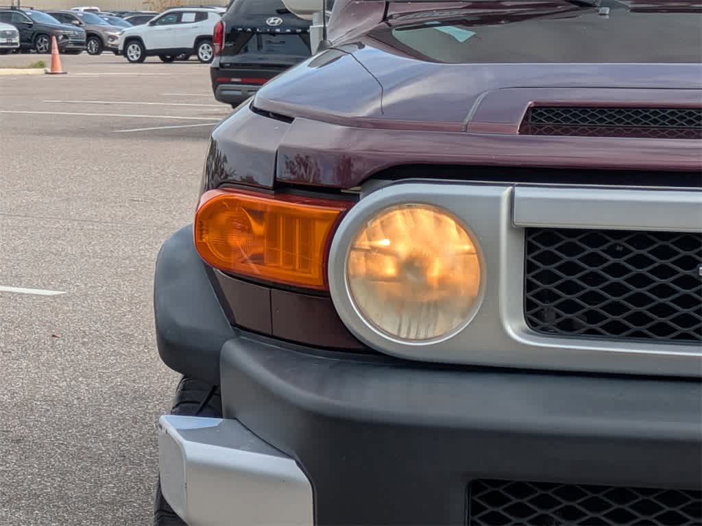 Thumbnail: 2007 Toyota FJ Cruiser - 9