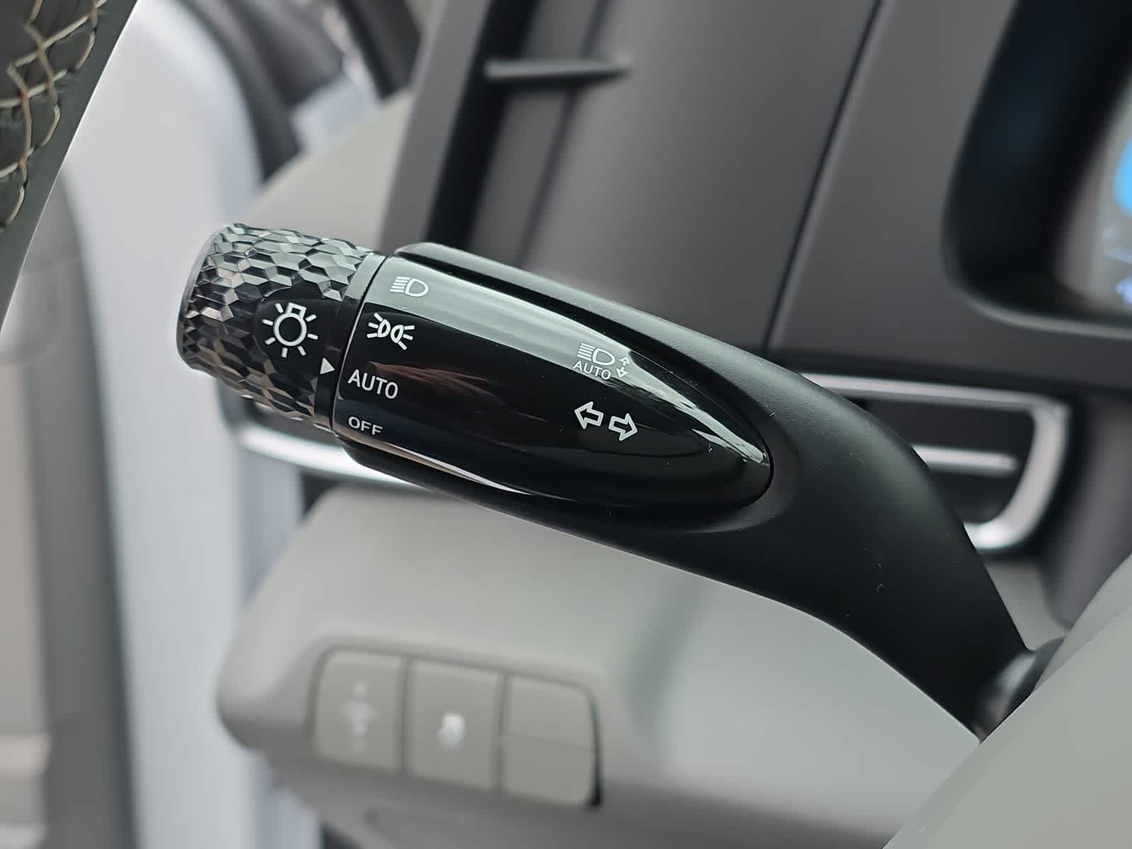 Thumbnail: 2025 Hyundai Elantra - 25