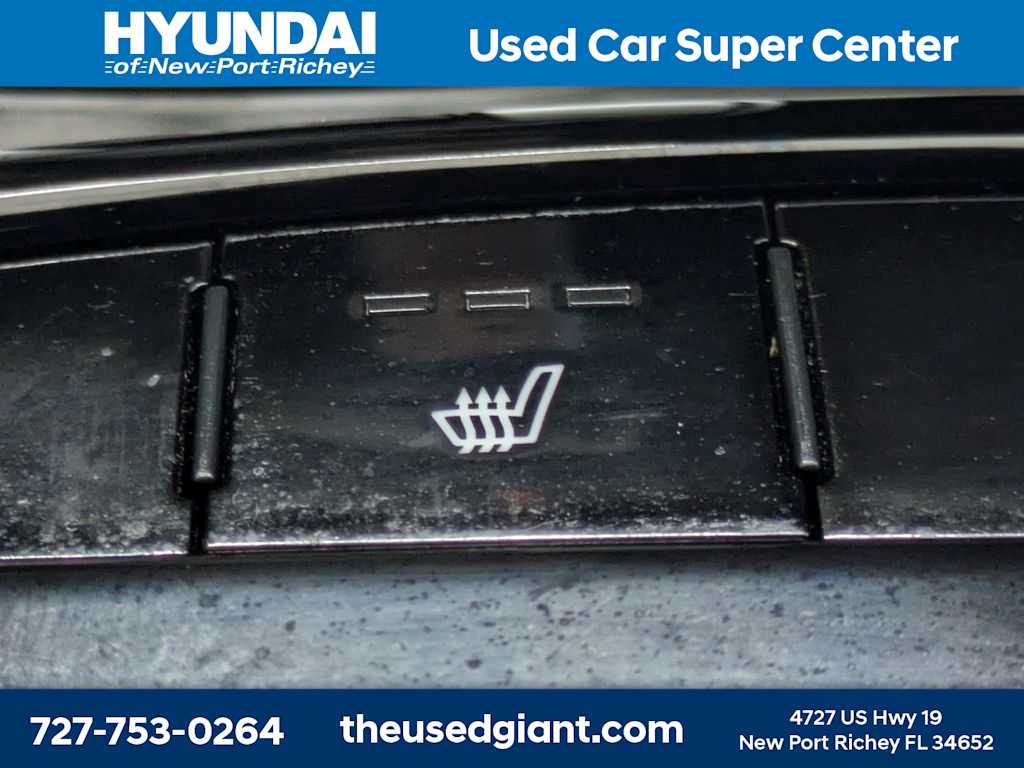 Thumbnail: 2022 Hyundai Santa Cruz - 25