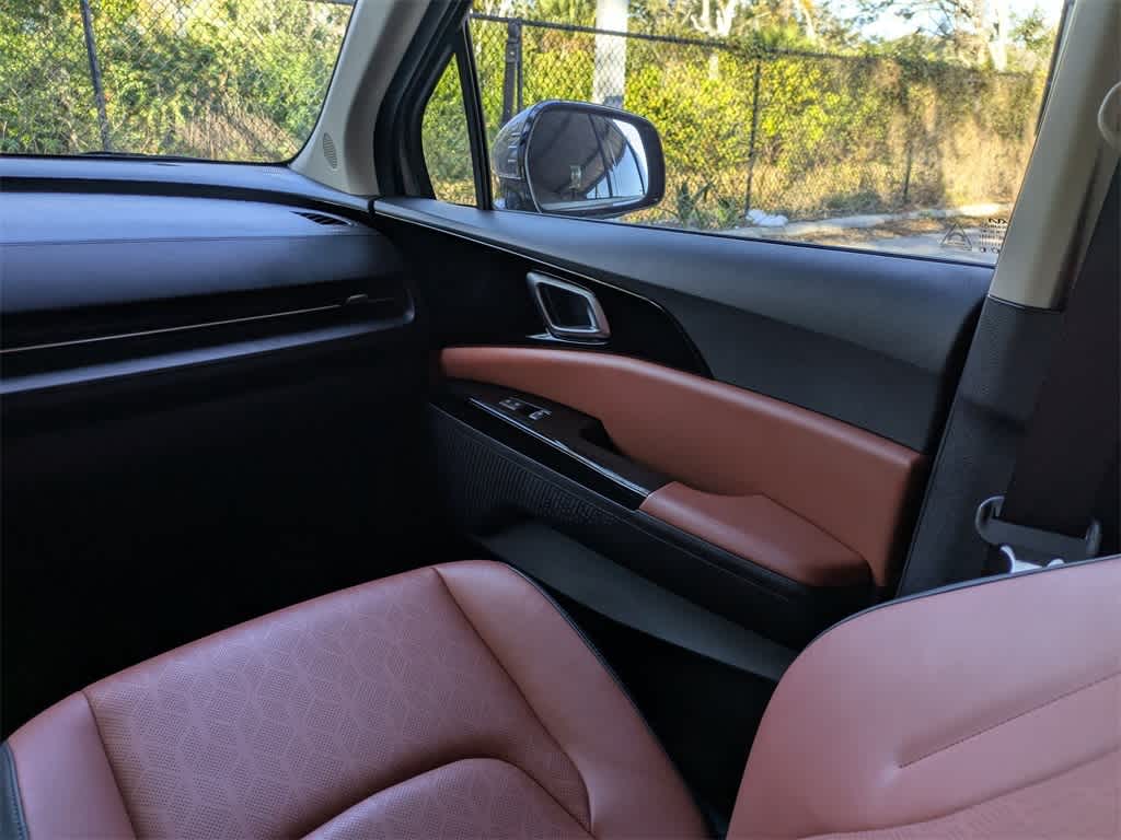 Thumbnail: 2023 Kia Carnival - 26