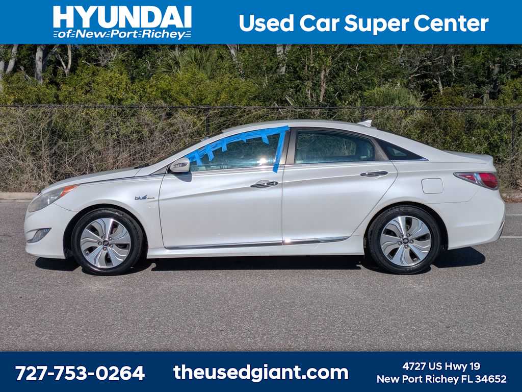 Thumbnail: 2013 Hyundai Sonata - 2