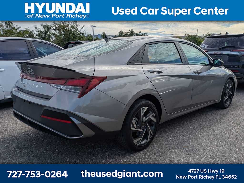 Thumbnail: 2025 Hyundai Elantra - 2