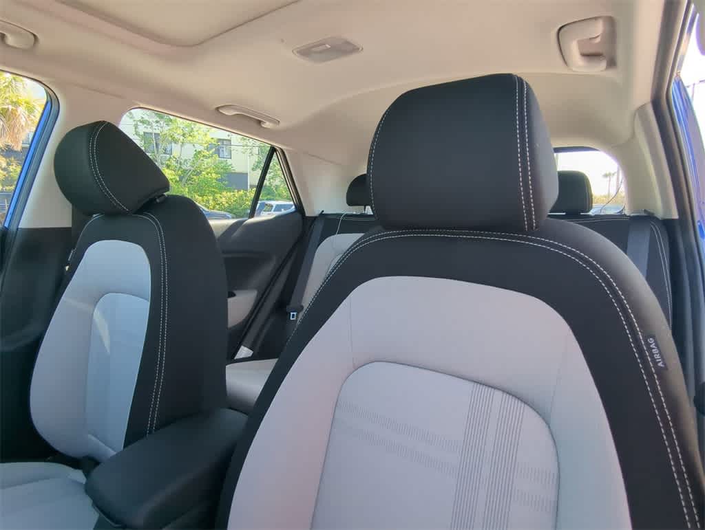 Thumbnail: 2025 Hyundai Venue - 15