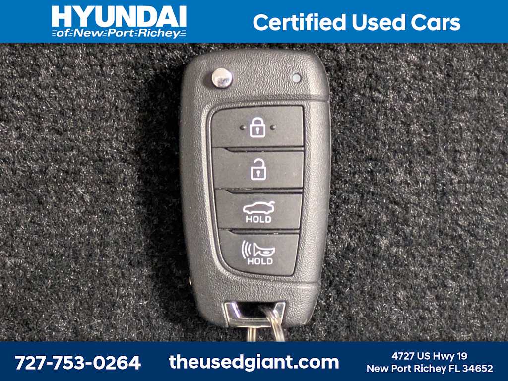 Thumbnail: 2025 Hyundai Elantra - 30