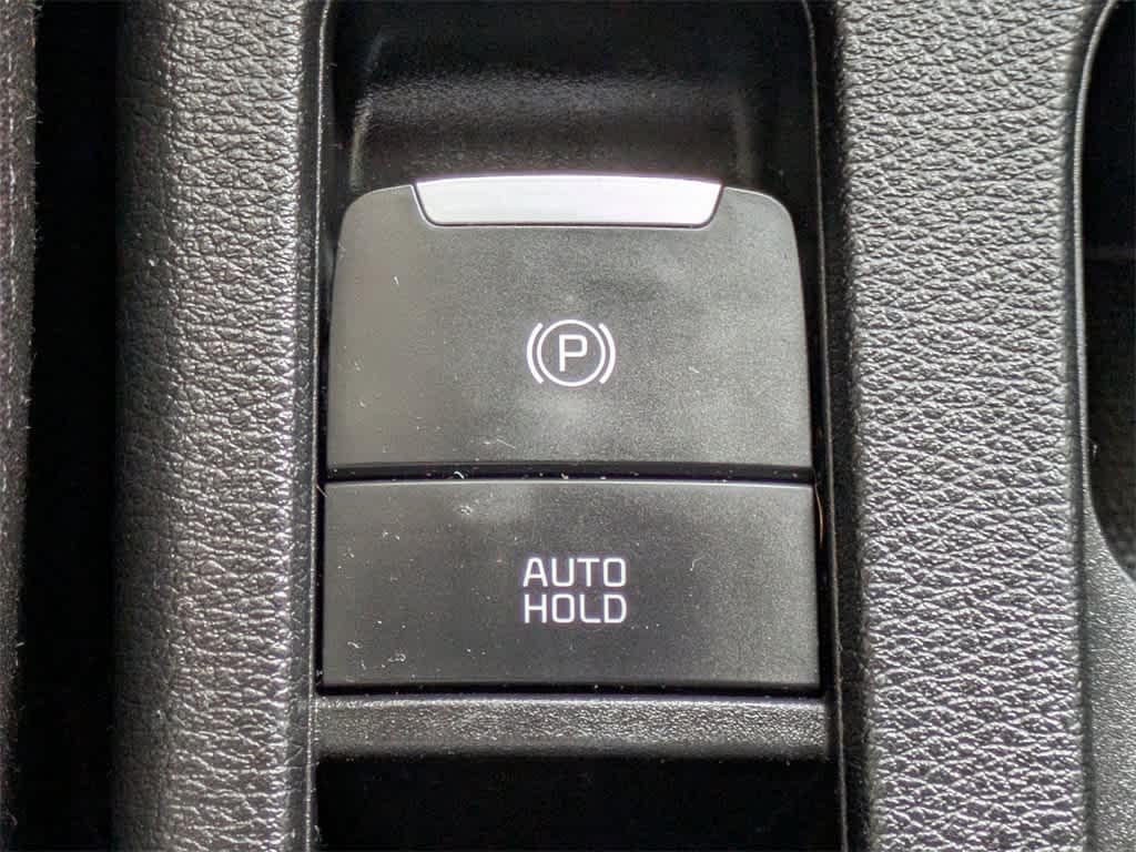 Thumbnail: 2022 Kia Forte - 27