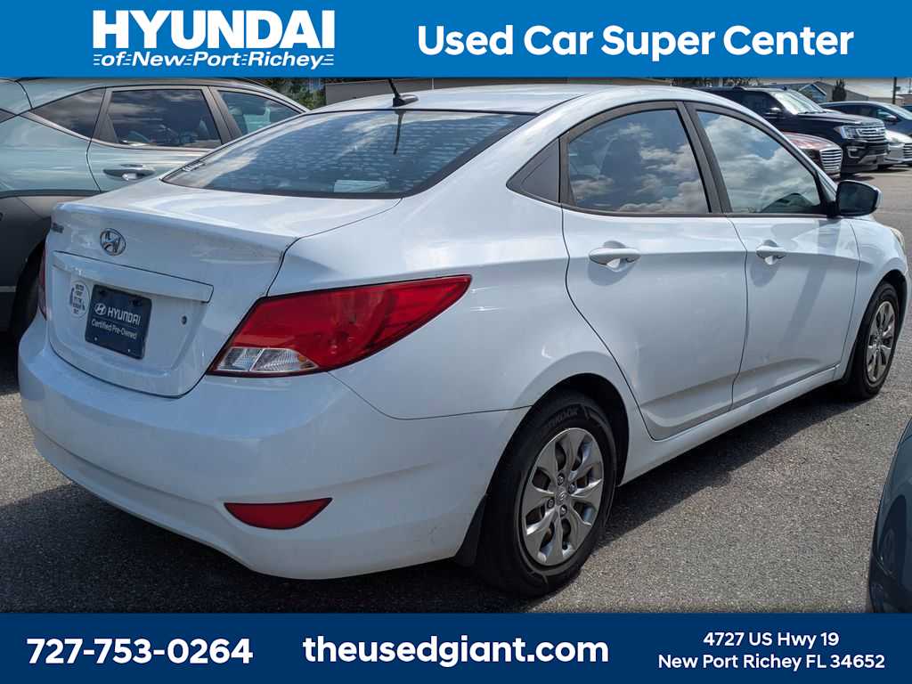 Thumbnail: 2017 Hyundai Accent - 2