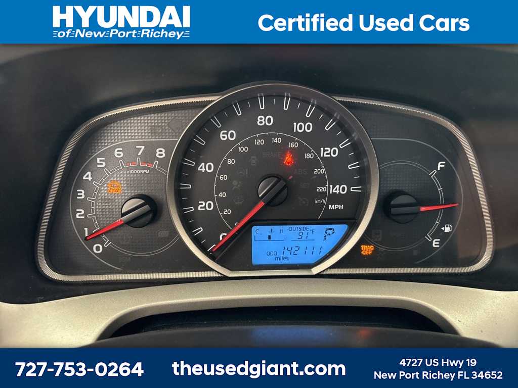 Thumbnail: 2014 Toyota RAV4 - 26